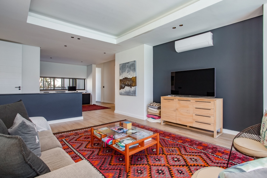 5 Bedroom Property for Sale in Val De Vie Estate Western Cape